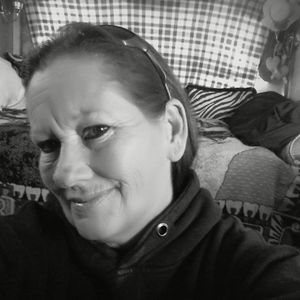 Meet your Posher, Rene